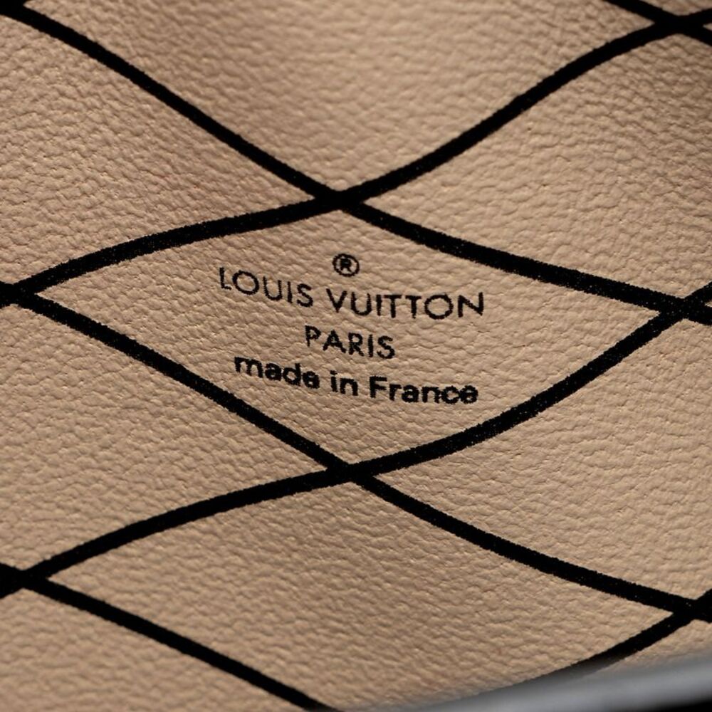 Louis Vuitton Epi Leather Trunk Clutch - Picture 8 of 14